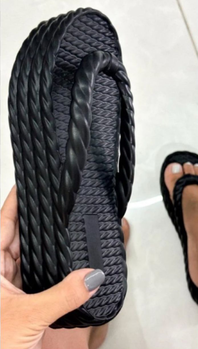 CHINELO NUVEM BIA