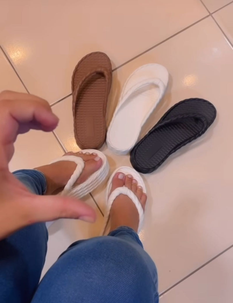 CHINELO NUVEM BIA